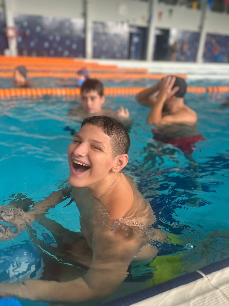 colegio los silos piscina